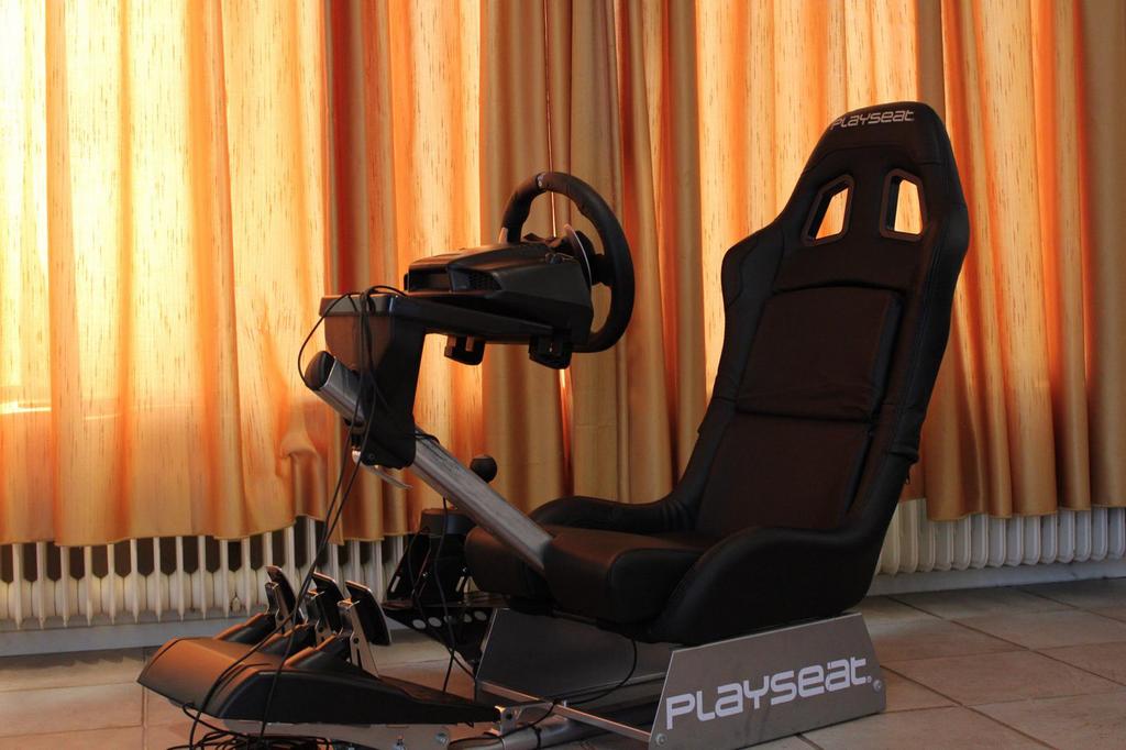 Dikke Racing SET PlaySeat + Logitech G29 * PS4/PS5/PC*, Spelcomputers en Games, Spelcomputers | Sony PlayStation Consoles | Accessoires