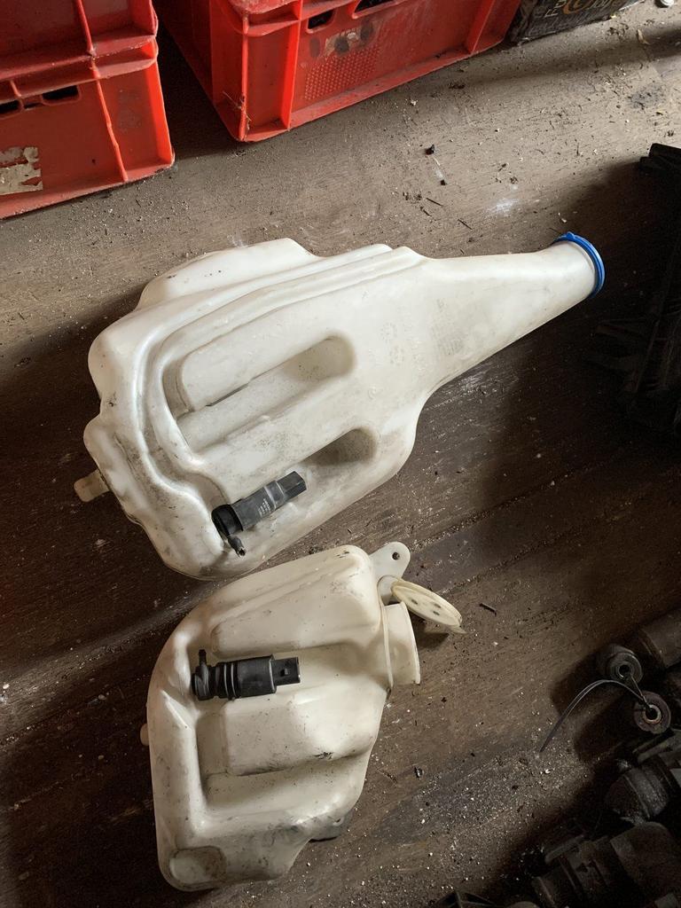 Mercedes-Benz Sprinter ruitensproeier reservoir, Ophalen of Verzenden, Gebruikt, Mercedes-Benz