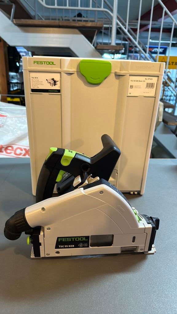 Festool Accu-invalcirkelzaag TSC 55 KEB-basic, Invalzaag, Nieuw, Ophalen of Verzenden, 30 tot 70 mm