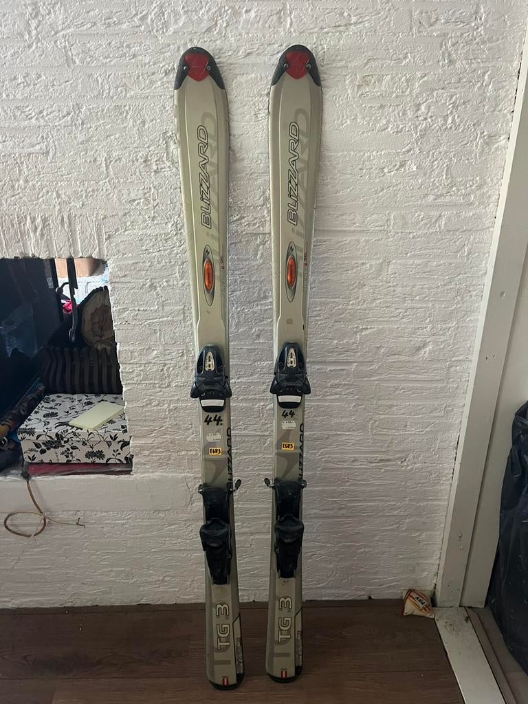 Carve Ski's Grijs Blizzard 1,40 mtr, Ophalen, Gebruikt