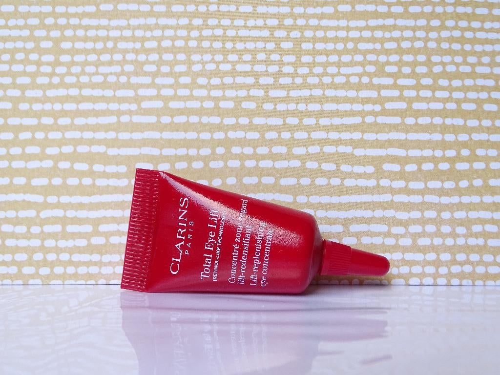 Clarins Total Eye Lift Eye Concentrate (1 proefje), Ophalen of Verzenden, Nieuw, Ogen, Verzorging