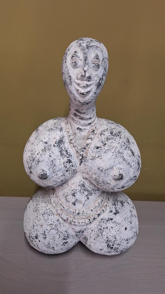 Igbo terracotta vermoed  een vruchtbaarheids beeld?, Antiek en Kunst, Kunst | Beelden en Houtsnijwerken, Ophalen of Verzenden