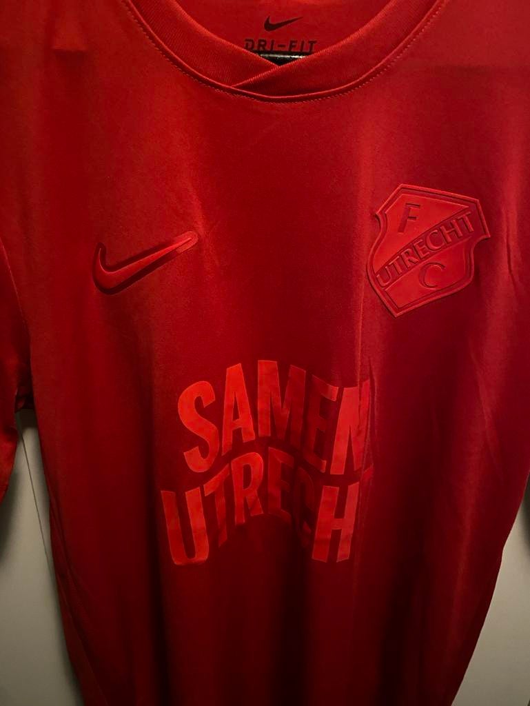 FC Utrecht Shirt - Gedragen, Maat 42/44 (L), Ophalen of Verzenden, Fitness of Aerobics, Gedragen