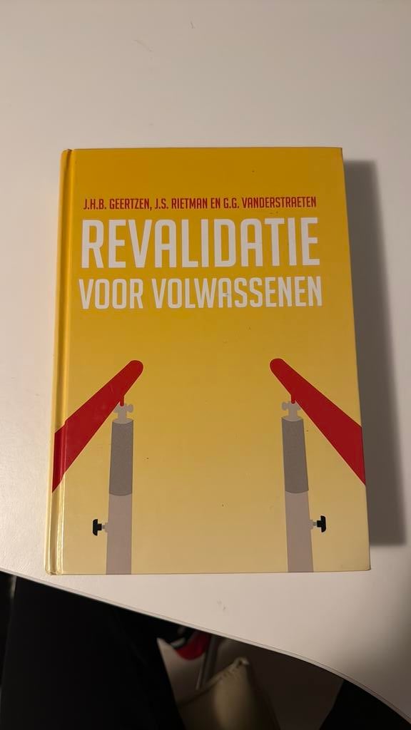 J.S. Rietman - Revalidatie voor volwassenen, Boeken, Ophalen of Verzenden, Zo goed als nieuw, J.S. Rietman; G.G. Vanderstraeten; J.H.B. Geertzen