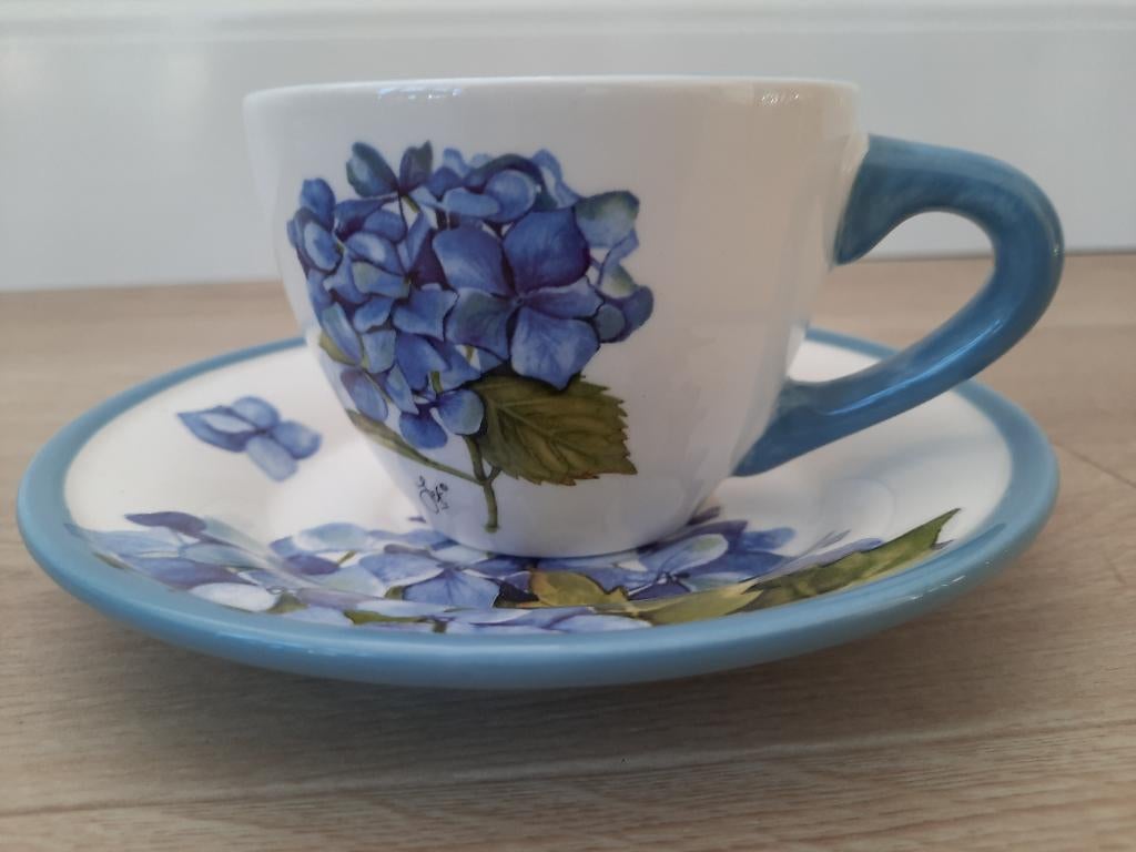 Kop en schotel Hortensia Jet by ter Steege JTS, Huis en Inrichting, Keuken | Servies, Ophalen of Verzenden, Zo goed als nieuw