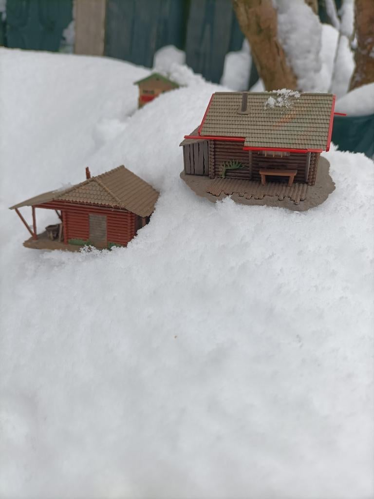 H0 Faller Berghut (130299) en Bos Blokhut (130293), Overige merken, Gebruikt, Gelijkstroom of Wisselstroom, Brug, Tunnel of Gebouw