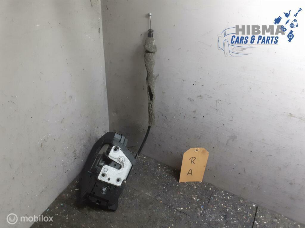 Renault Zoe Q210 Deurslot Mechaniek Rechts Achter 825028522R, Gebruikt, Renault, Ophalen of Verzenden, Renault