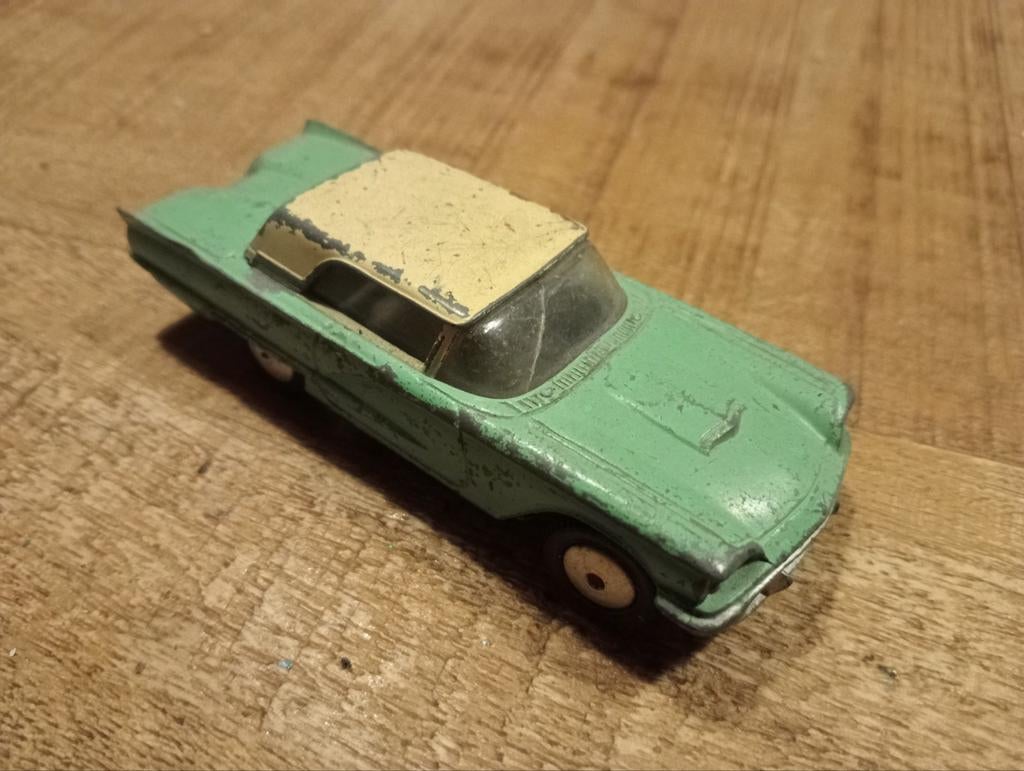 Ford Thunderbird Corgi toys 214S, Ophalen of Verzenden, Gebruikt, Auto, Corgi