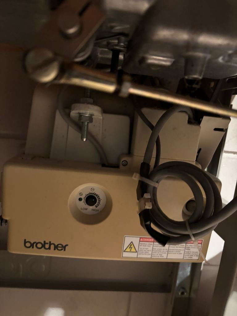 Brother naaimachine voor gordijnen, Hobby en Vrije tijd, Naaimachines en Toebehoren, Gebruikt, Ophalen of Verzenden, Naaimachine