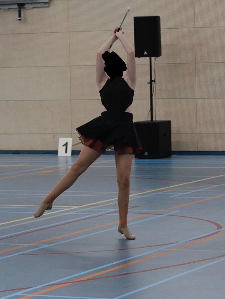 Twirl pakje - Maat S, Sport en Fitness, Ophalen, Zo goed als nieuw, Kleding