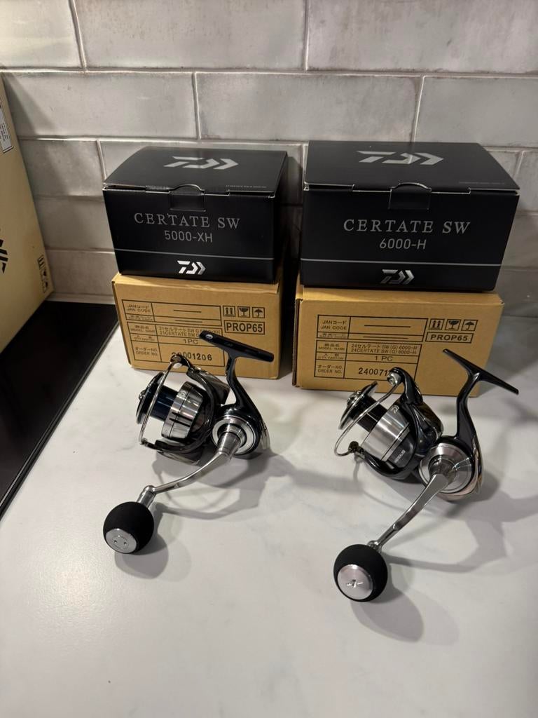 nieuwe daiwa certate sw 5000-xh  molen , made in japan !, Ophalen of Verzenden, Nieuw, Molen