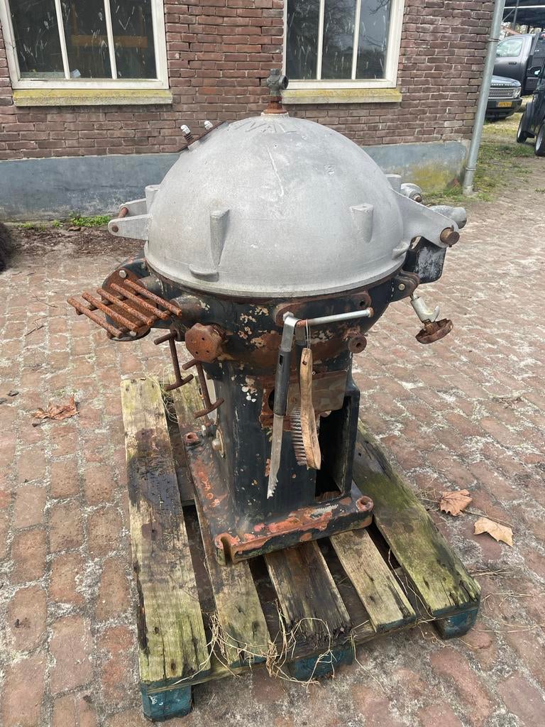 Unieke BBQ van oude scheepsseparator, Ophalen, Gebruikt