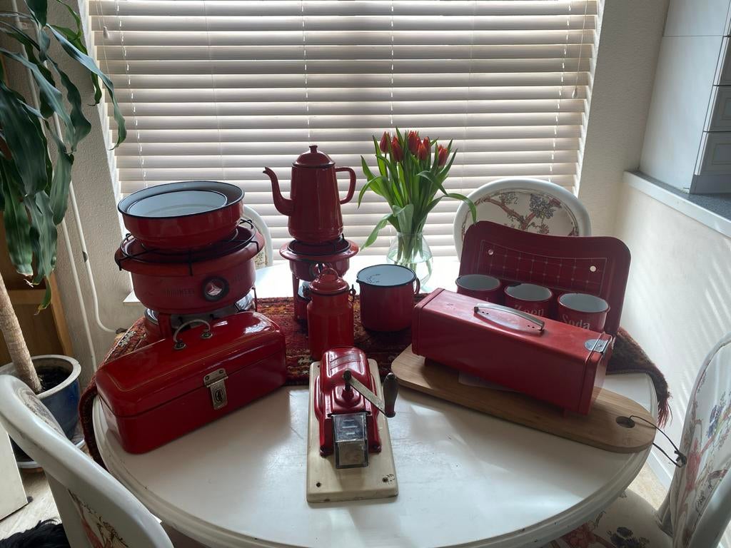 Rood emaille diverse stukken, Ophalen of Verzenden