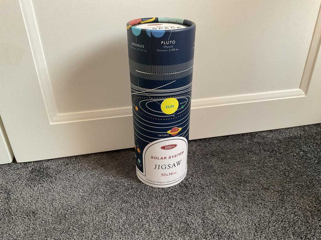 Legpuzzel zonnestelsel / space 300 stukjes.Nieuwstaat, Ophalen of Verzenden, Gebruikt