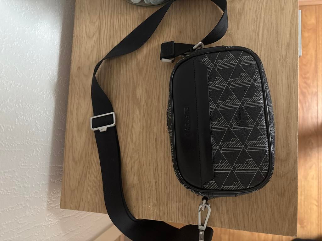 Lacoste schoudertas zwart met patroon, Ophalen of Verzenden, Gebruikt, Zwart, Overige merken