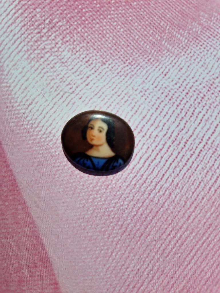 2 antieke miniatuur portretten porcelein, Ophalen of Verzenden, Overige materialen, Hanger