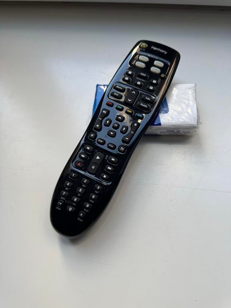 Logitech Harmony Afstandsbediening, Gebruikt, Universeel, Ophalen of Verzenden, Mediaspeler