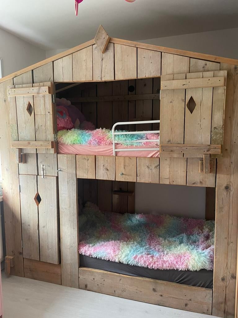steigerhout Huisjesbed stapelbed boomhut bed kinderbed hout, Ophalen of Verzenden, Zo goed als nieuw