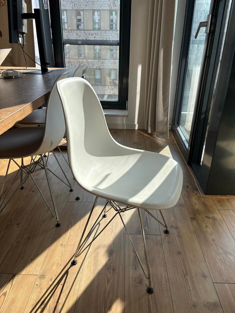 3x Vitra Eames stijl stoelen - Prijs per stuk, Kunststof, Gebruikt, Drie, Wit