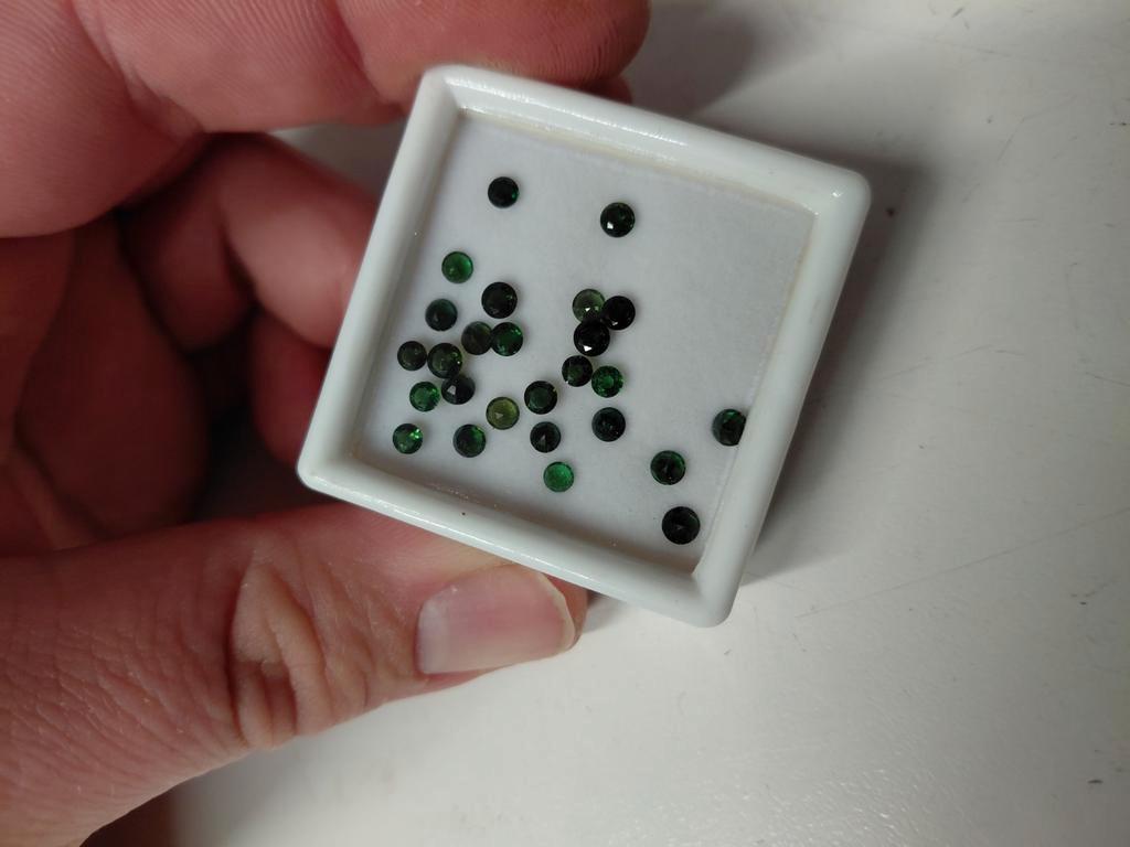 Lot met zeldzame chroom toermalijn, Ophalen of Verzenden, Zo goed als nieuw