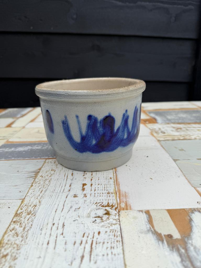 Decoratieve aardewerken pot met blauw patroon, Antiek en Kunst, Ophalen of Verzenden