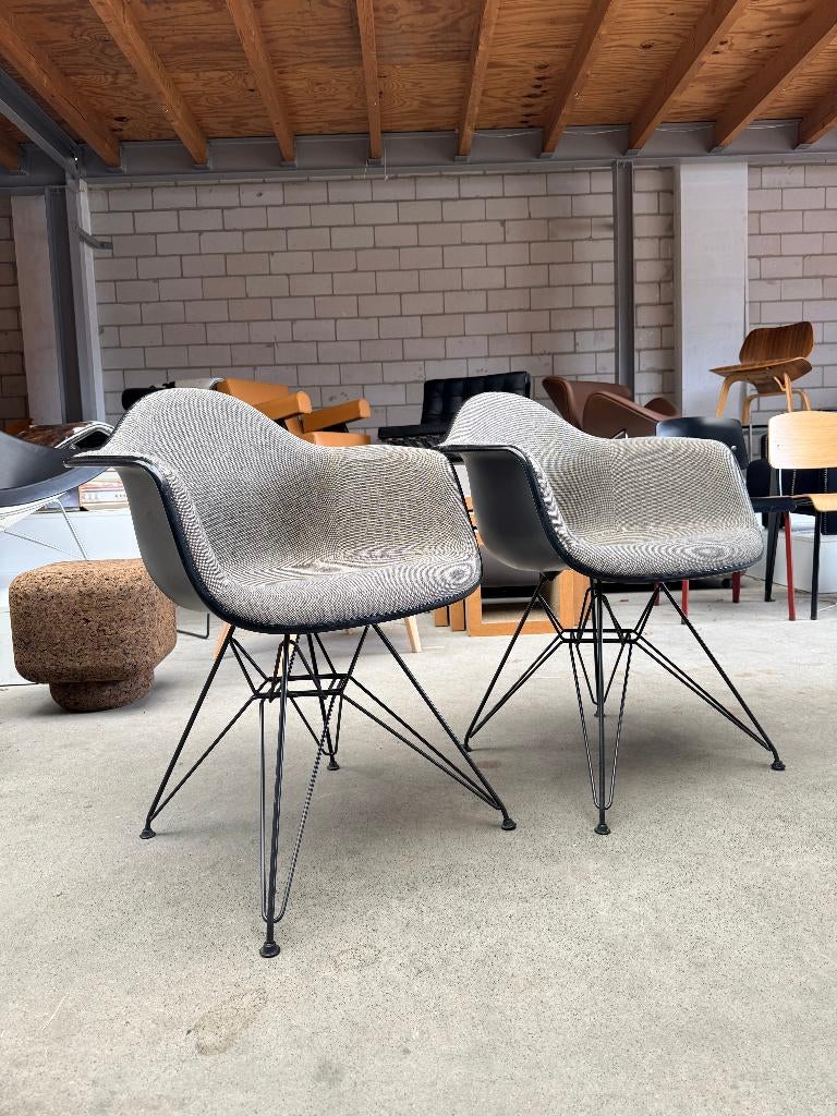 Vitra Eames DAR chair (2x), Ophalen, Gebruikt, Overige kleuren, X