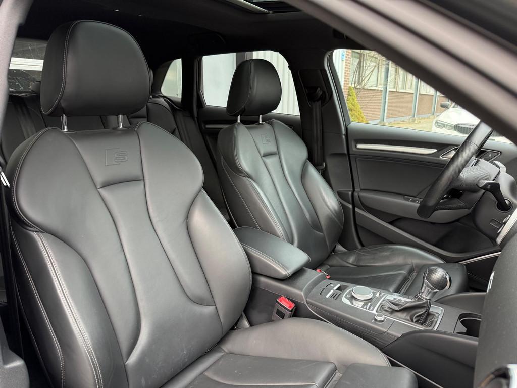 Audi A3 SPORTBACK 1.5 TFSI CoD 3X S-Line B&O/VIRTU/LEER/PANO, 12 maanden, Gebruikt, 4 cilinders, Leder