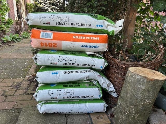 Cement Rapide/ Quickbeton, Doe-het-zelf en Verbouw, Metselstenen, Ophalen, Nieuw, Overige typen