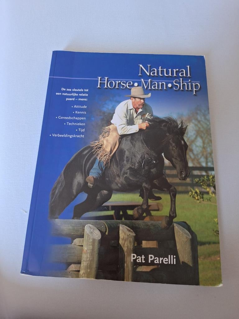P. Parelli - Natural-Horse-Man-Ship, Gelezen, P. Parelli, Ophalen of Verzenden, Paarden of Pony's