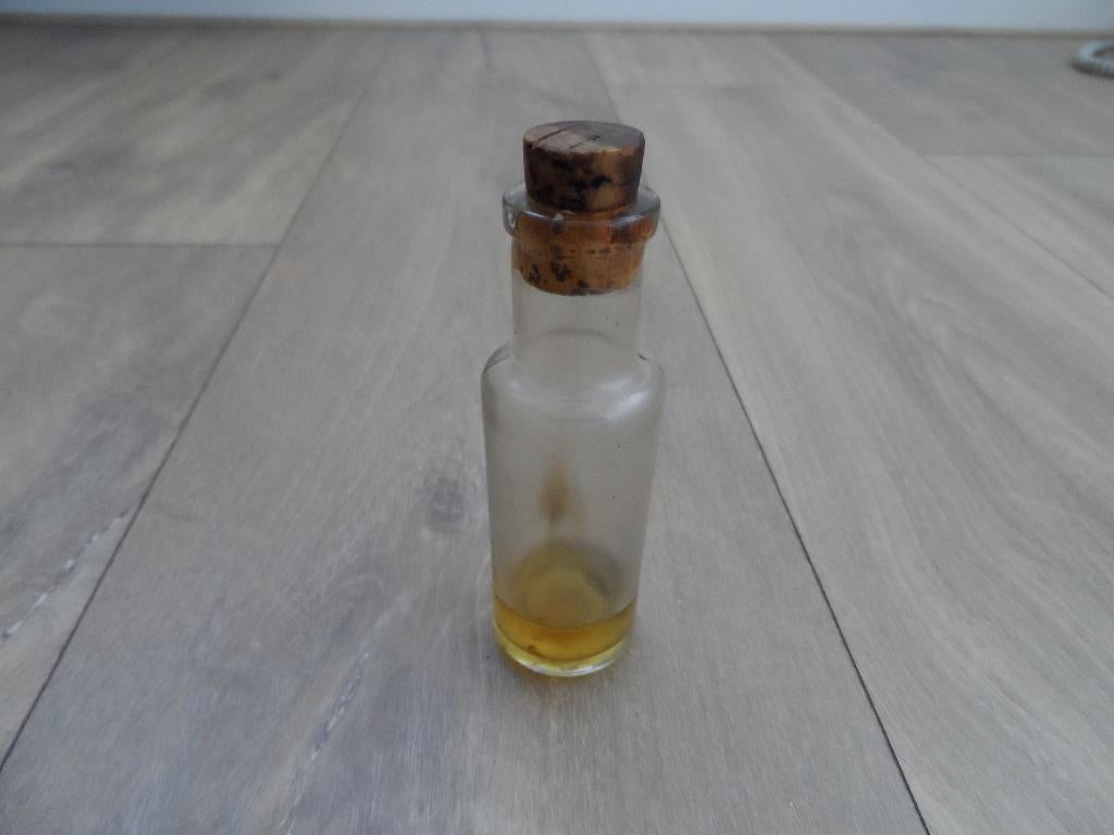 Flesje, stolpfles, Ophalen of Verzenden