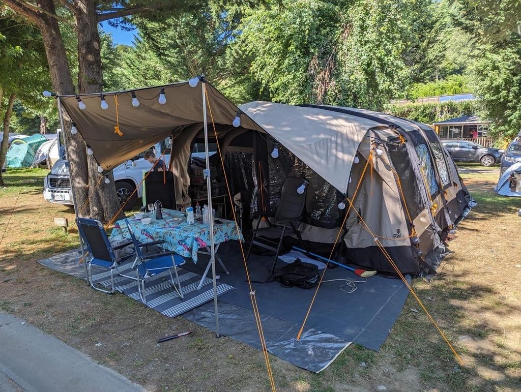 Redwood Navarro Air 440 - Zo goed als nieuw familietent, Ophalen