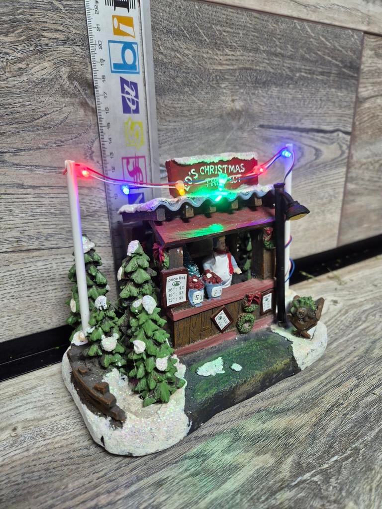 Kerstdorp kerstbomen verkoop gekleurde verlichting kersthuis, Ophalen of Verzenden, Zo goed als nieuw