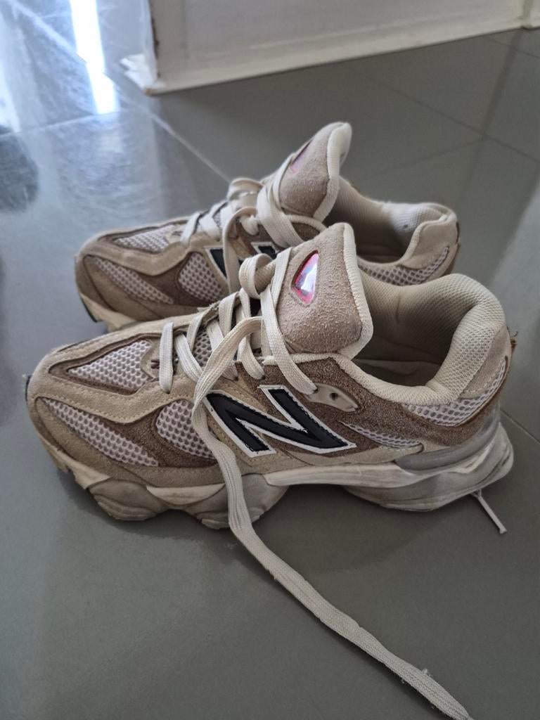 New Balance 9060 maat 36, Kinderen en Baby's, Jongen of Meisje, Schoenen, Ophalen of Verzenden, Zo goed als nieuw