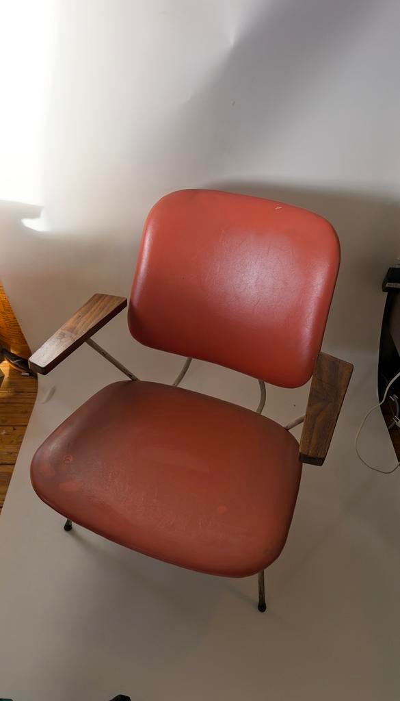 Gispen Kembo easy chair, Ophalen, Zo goed als nieuw, 75 tot 100 cm, 50 tot 75 cm