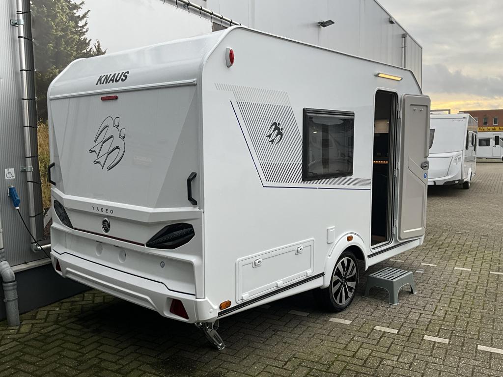 Knaus Yaseo 340 PX COMPACT-GRATIS MOVER, Standaardzit, Overige typen, Bedrijf, 750 - 1000 kg