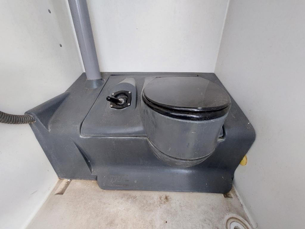 Chemisch toilet 250 liter bouwkeet, Ophalen, Gebruikt
