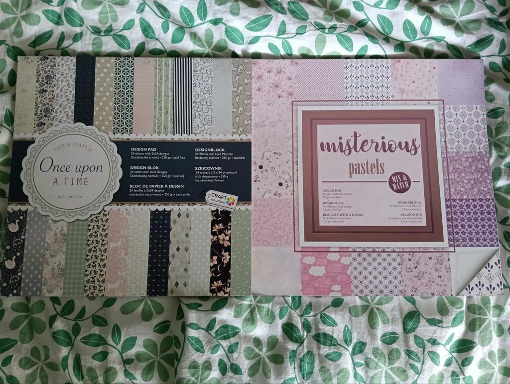 Knutsel karton, 4 blokken, Gebruikt, Overige thema's, Meerkleurig, Ophalen of Verzenden