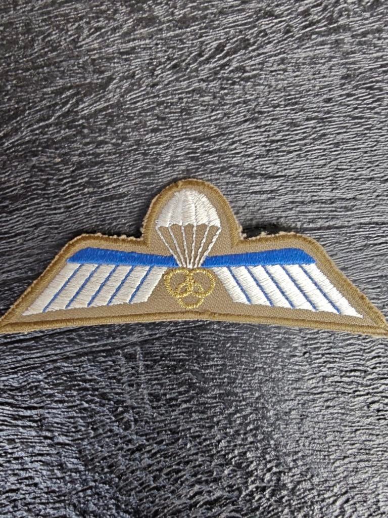 KL Nederlandse leger brevet parachute instructeur, Ophalen of Verzenden, Landmacht, Nederland, Embleem of Badge