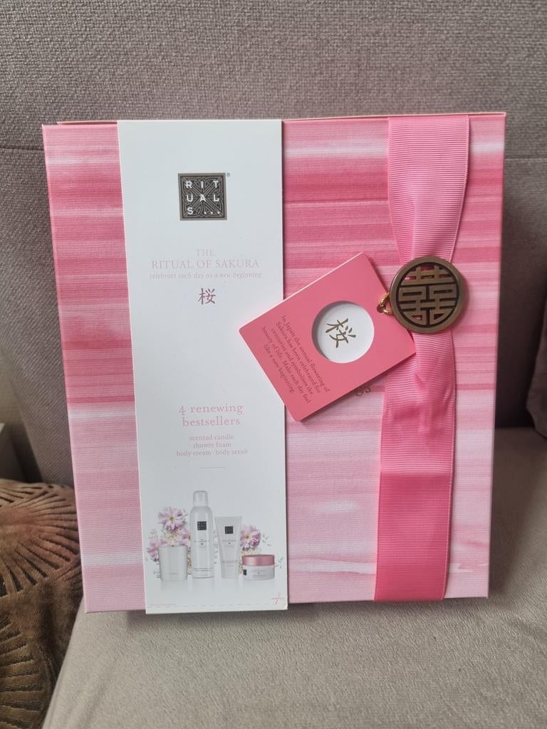 Rituals The Ritual of Sakura Gift Set M - 4 Bestsellers, Ophalen of Verzenden, Nieuw, Bad & Douche