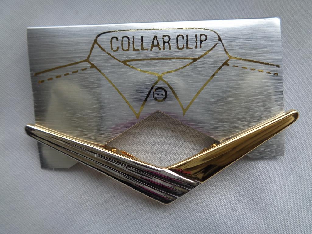 BOORDKLEM KRAAGKLEM STREPEN HALF GOUD HALF ZILVERKLEURIG, Ophalen of Verzenden, Nieuw