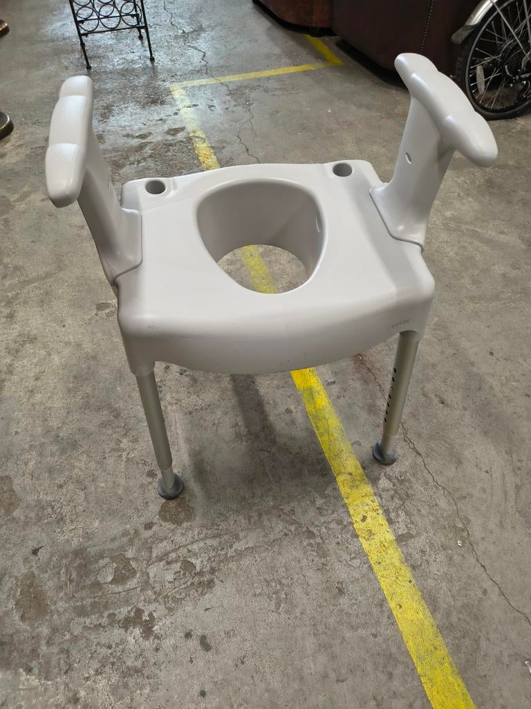 Etac vrijstaande toiletverhoger, Diversen, Ophalen, Gebruikt, ., .