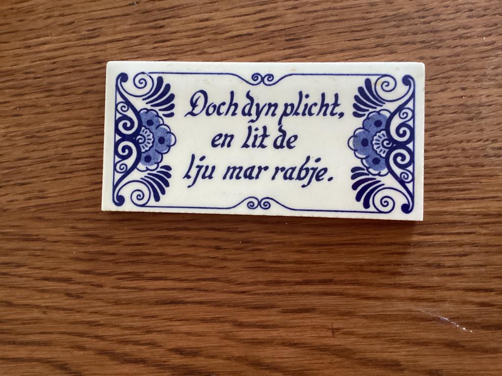 Friese spreuk Delfts Blauw // 11x5 cm, Ophalen of Verzenden