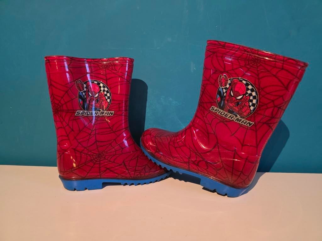 Spiderman kaplaarzen maat 29 - Zo goed als nieuw, Kinderen en Baby's, Kinderkleding | Schoenen en Sokken, Ophalen of Verzenden