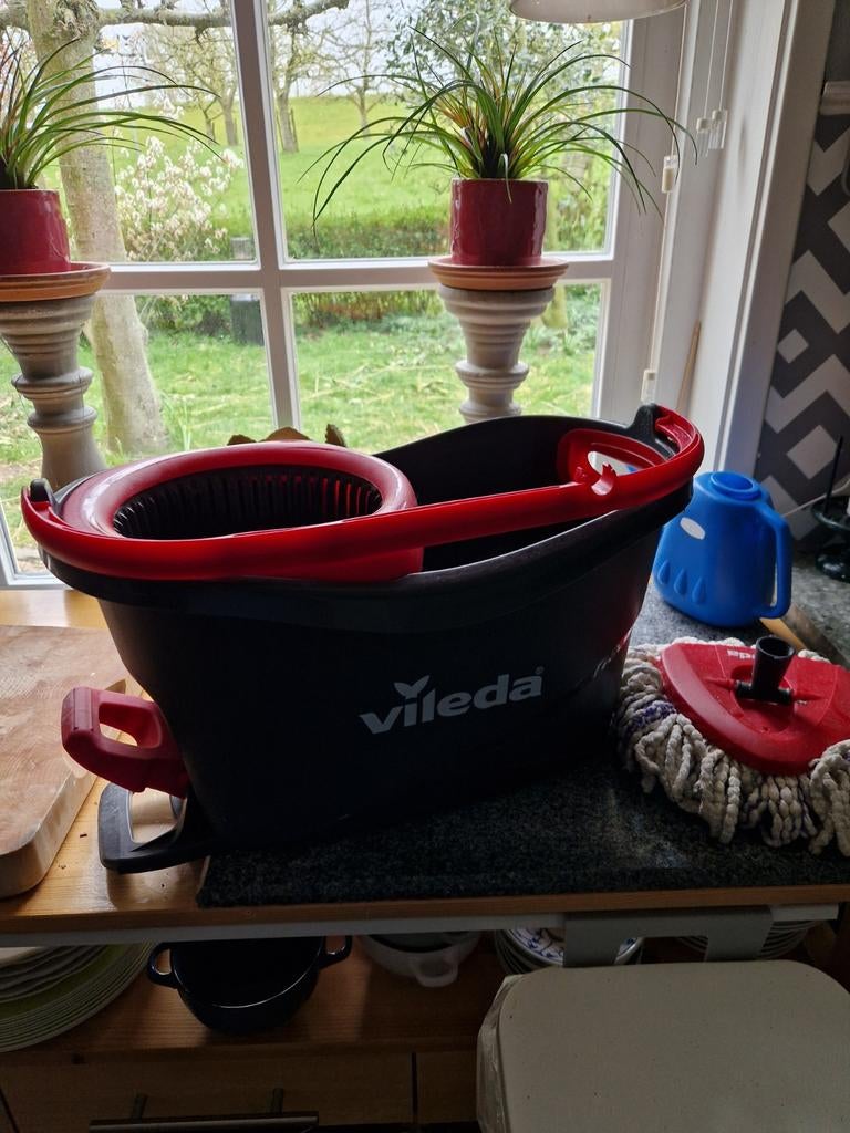 Vileda emmer met mop (zonder stok), Huis en Inrichting, Schoonmaakartikelen, Ophalen