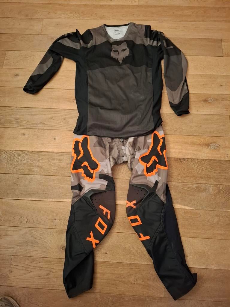FOX 180 Motorcrosskleding Set kind- Shirt & Broek Maat M/30, Motoren, Kleding | Motorkleding, Motorcrosskleding, FOX, Heren, Ophalen of Verzenden