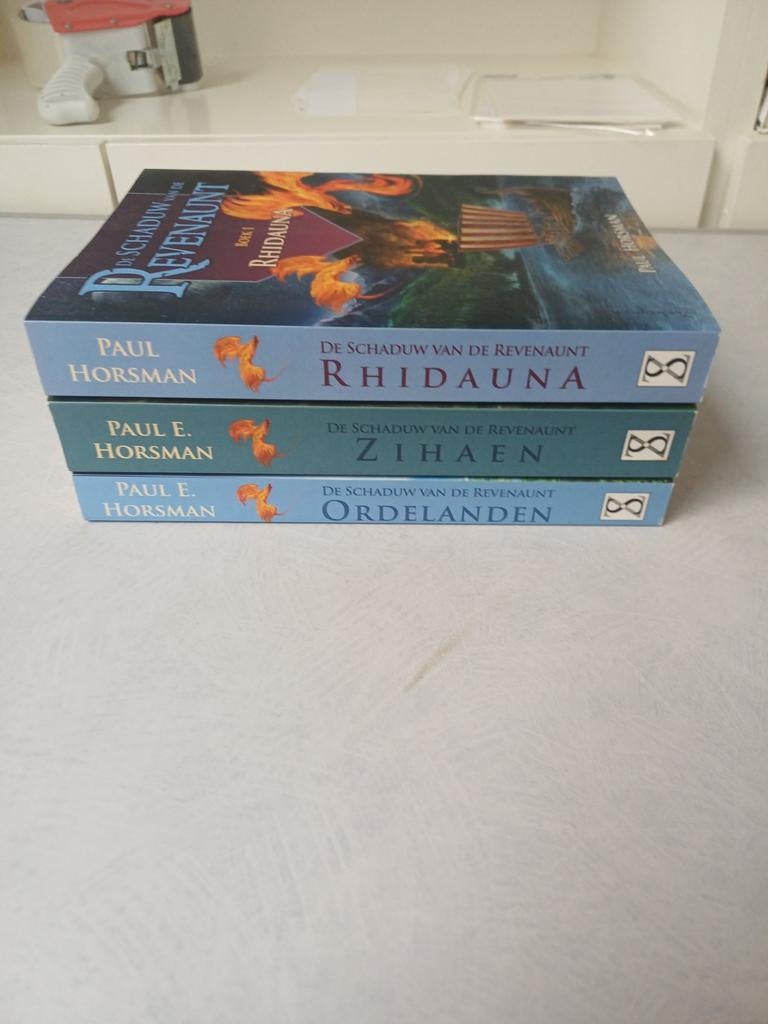 de schaduw van de Revenaunt, Ophalen of Verzenden, Gelezen, Paul Horsman
