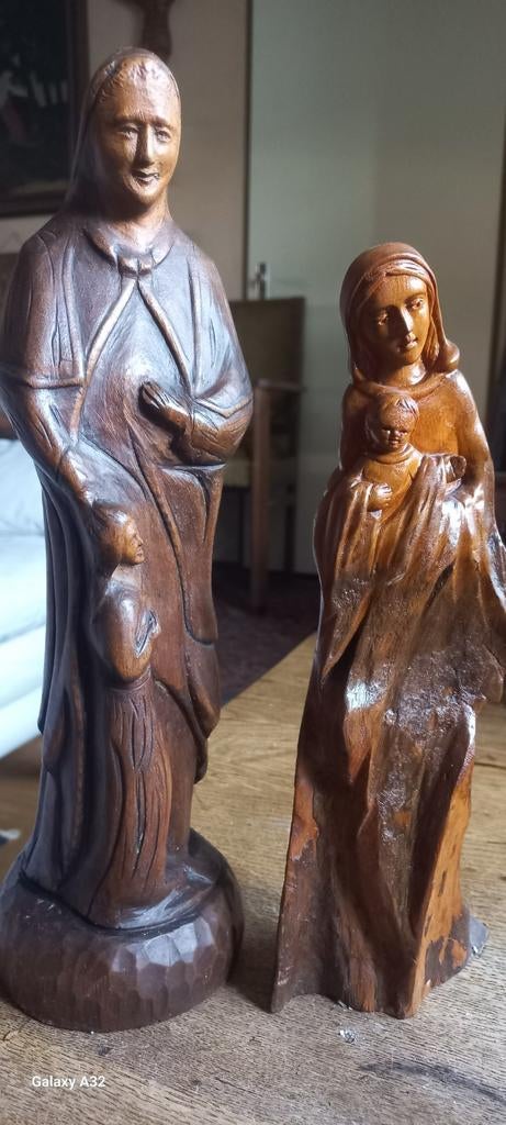 Twee houten beeldjes Religieus., Antiek en Kunst, Antiek | Religie, Ophalen of Verzenden