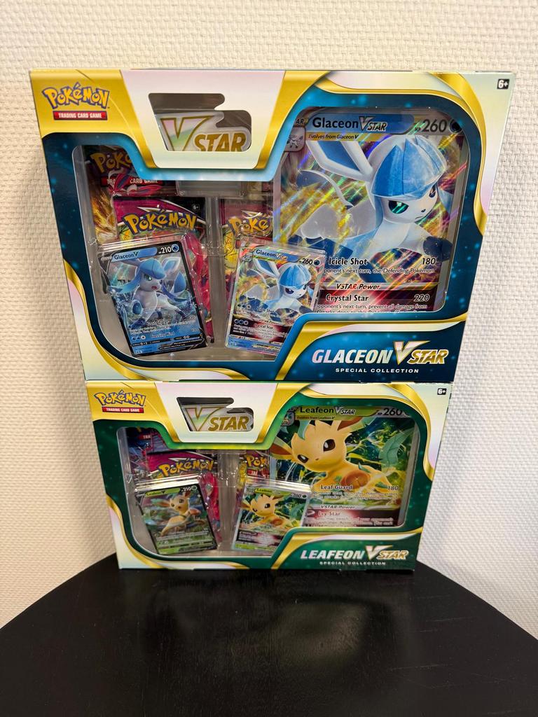 Pokemon Glaceon & Leafeon VSTAR Collection Box SEALED!, Hobby en Vrije tijd, Verzamelkaartspellen | Pokémon, Ophalen of Verzenden