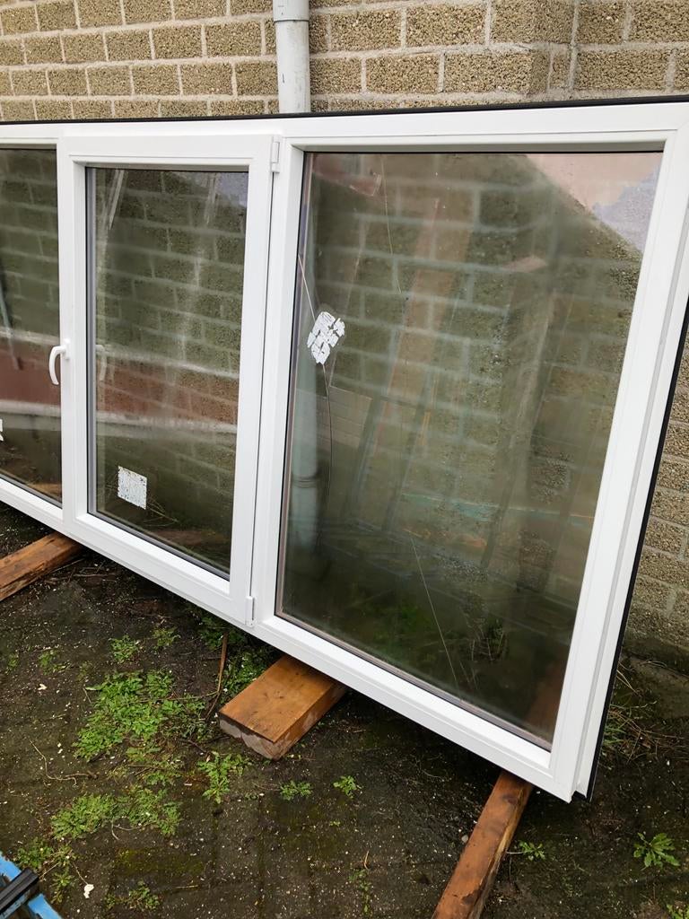 Kunststof dakkapel kozijn met rolluik, Doe-het-zelf en Verbouw, Ophalen, Gevelraam of Ruit, Gebruikt, 120 tot 160 cm