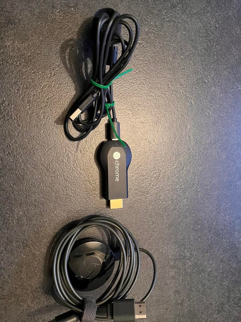 2x google chromecast, Ophalen of Verzenden, Zo goed als nieuw
